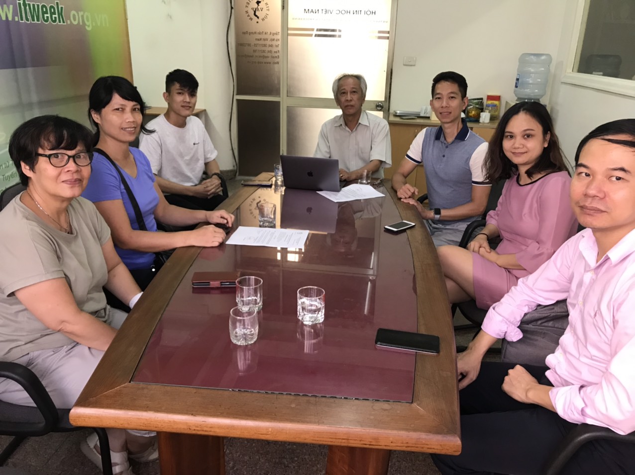 Họp trù bị